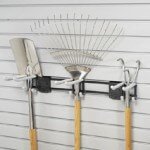 3 hook tool rack